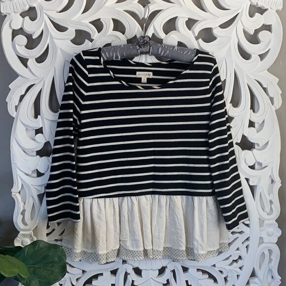 Striped Ruffled Hem Top - Picture 1 of 7